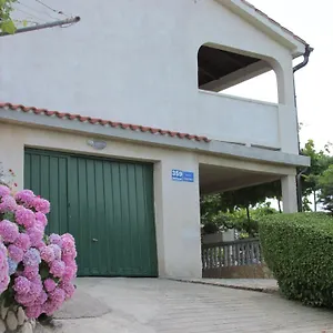 Apartmán Apartmani Roza, Lopar